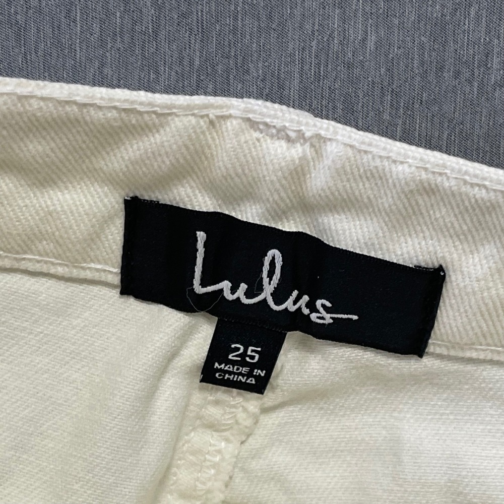 Lulus Denim Shorts Women 25 White Raw Hem Cotton Boho Festival Summer Casual - Picture 6 of 9
